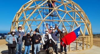 Vecinos de Ensenada El Arrayán se capacitan en bioconstrucción y cimentan las bases de su futura sede