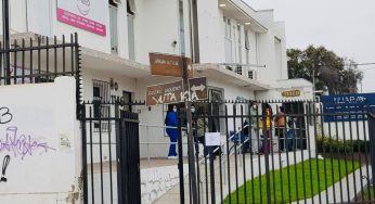 Sujetos desconocidos realizan forado para ingresar a centro médico