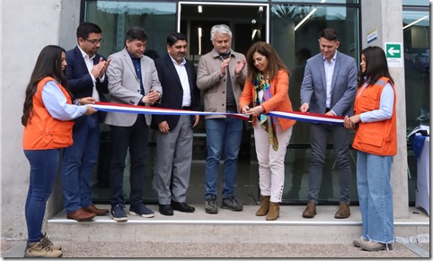 De izquierda a derecha Angelina Nuñez, Boris Devoto, Manuel Escobar, Benjamín Ramos, Andrés Zurita, Maritzaida Rojas, Manuel Schneider y Daniela Campos