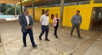Alcalde Gross evalúa positivamente los trabajos de mantención realizados en establecimientos educacionales de la comuna de Los Vilos