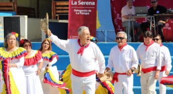 Adultos mayores de La Pampa vivieron una jornada de risas y entretención por el Mes del Amor