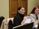 Diputada Nathalie Castillo en reunión con vecinos de Arrayán Costero, La Serena, discutiendo medidas preventivas ante sistema frontal.