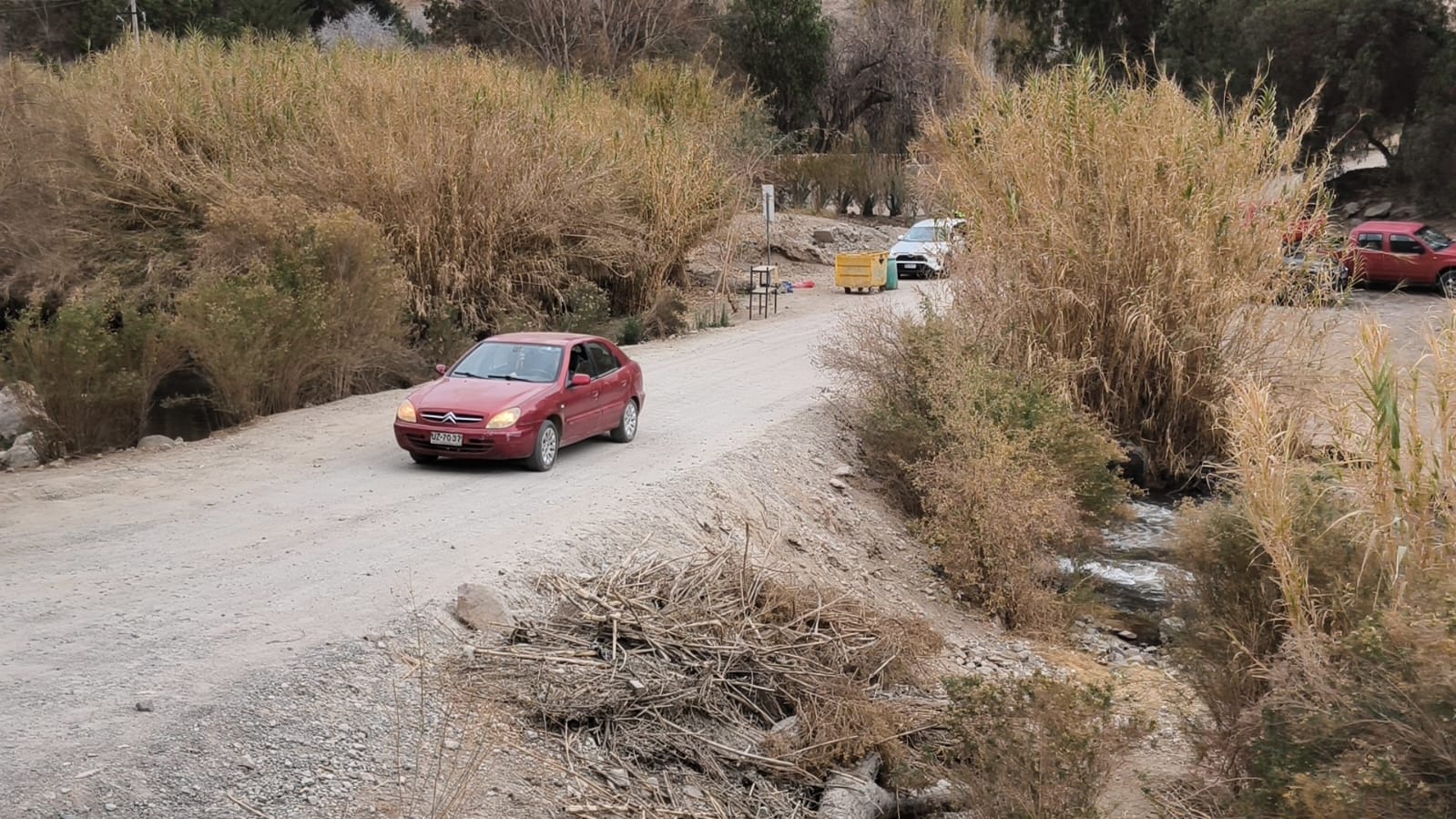 Autoridades gubernamentales inspeccionan zonas de riesgo en Paihuano ante la llegada de un sistema frontal.