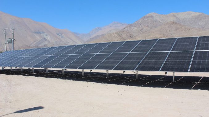 Planta fotovoltaica Hanna en Ovalle con sistema de almacenamiento de energía mediante baterías