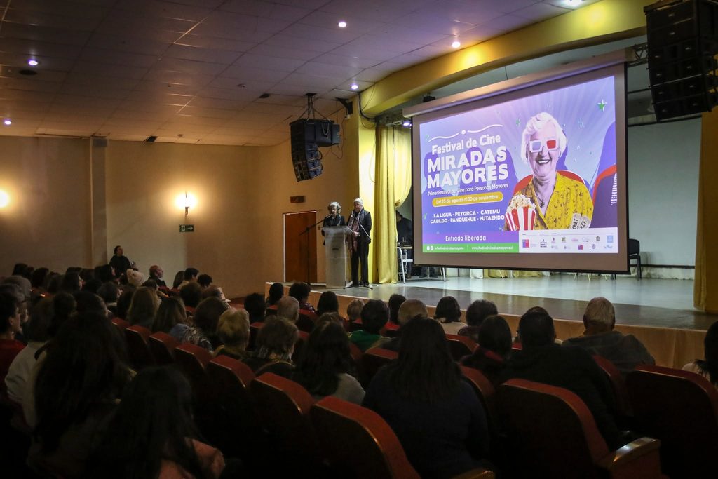 Cartel promocional del 2° Festival de Cine Miradas Mayores dedicado a la temática de la vejez