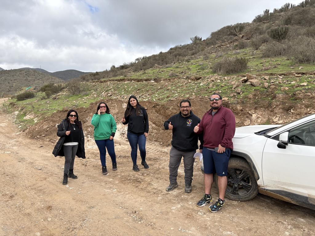 Docentes y estudiantes de la Escuela San Rafael comparten actividades recreativas en sector Cruz de Cañas