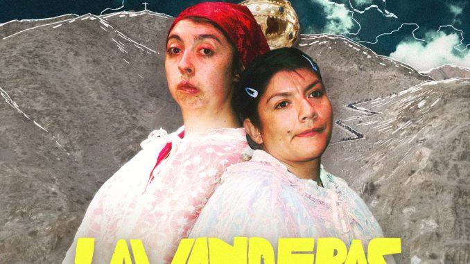 Actrices en escena representando la obra Lavanderas de la Candelaria que rescata la memoria histórica del norte de Chile.