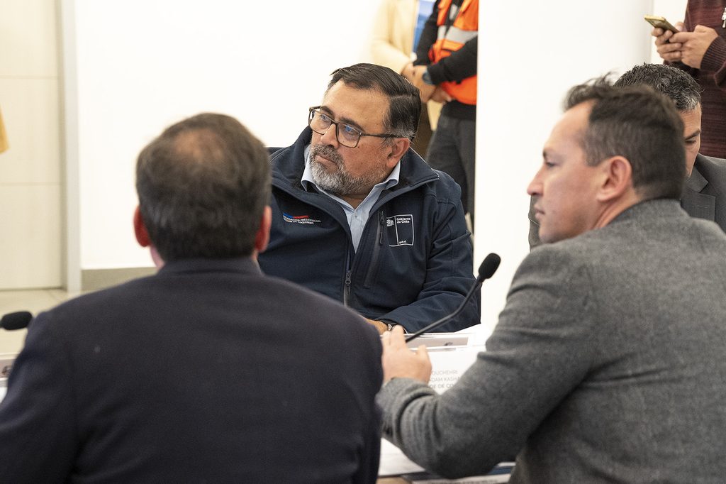 Alcalde de Coquimbo y autoridades regionales coordinando obras de reconstrucción tras temporales