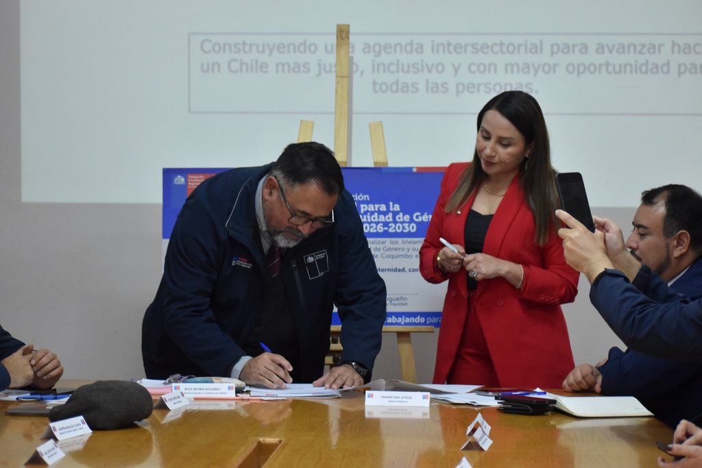 Autoridades regionales en la sesión de inicio de la Agenda de Género 2026-2030 en la Región de Coquimbo