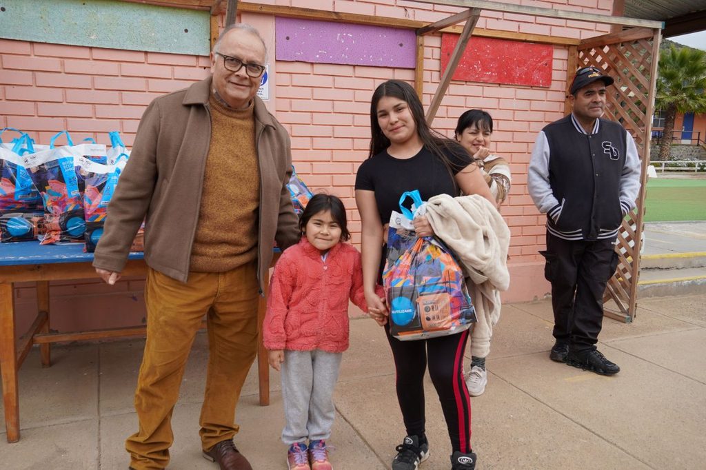 Autoridades del SLEP Elqui inspeccionan las instalaciones del Colegio Quebrada de Talca para el restablecimiento de clases.