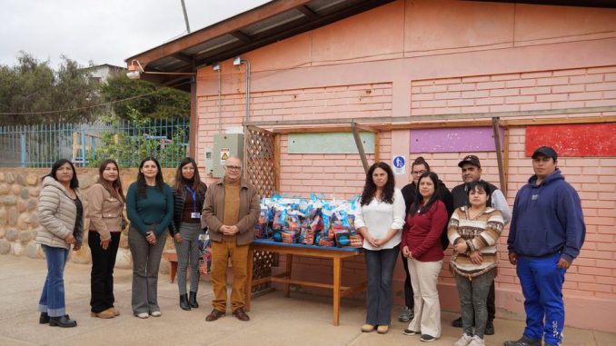 Autoridades del SLEP Elqui inspeccionan las instalaciones del Colegio Quebrada de Talca para el restablecimiento de clases.