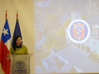 Ceremonia de cierre del proyecto de igualdad de género en la Universidad de La Serena con autoridades regionales