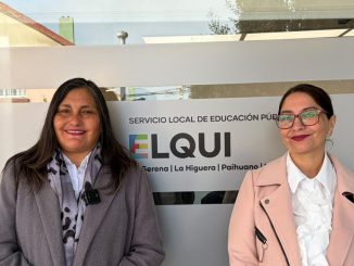 La diputada Nathalie Castillo y la concejala Gladys Marín reunidas con autoridades del SLEP Elqui para tratar mejoras en el Colegio Darío Salas.