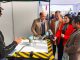 Familia participando en actividades interactivas durante el Festival de Ciencia y Tecnología en La Serena