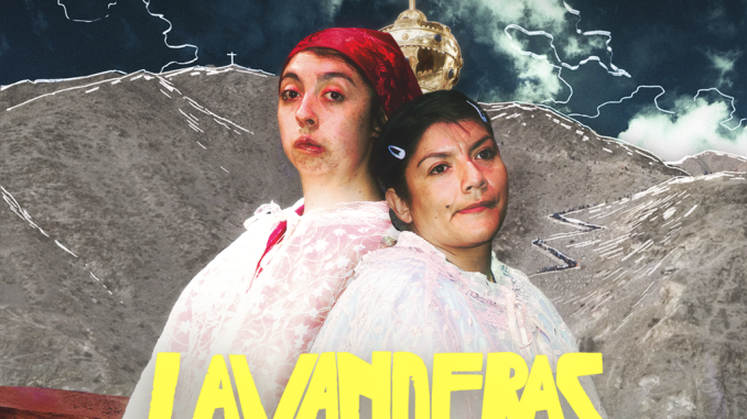 Actrices en escena representando la obra Lavanderas de la Candelaria en La Serena