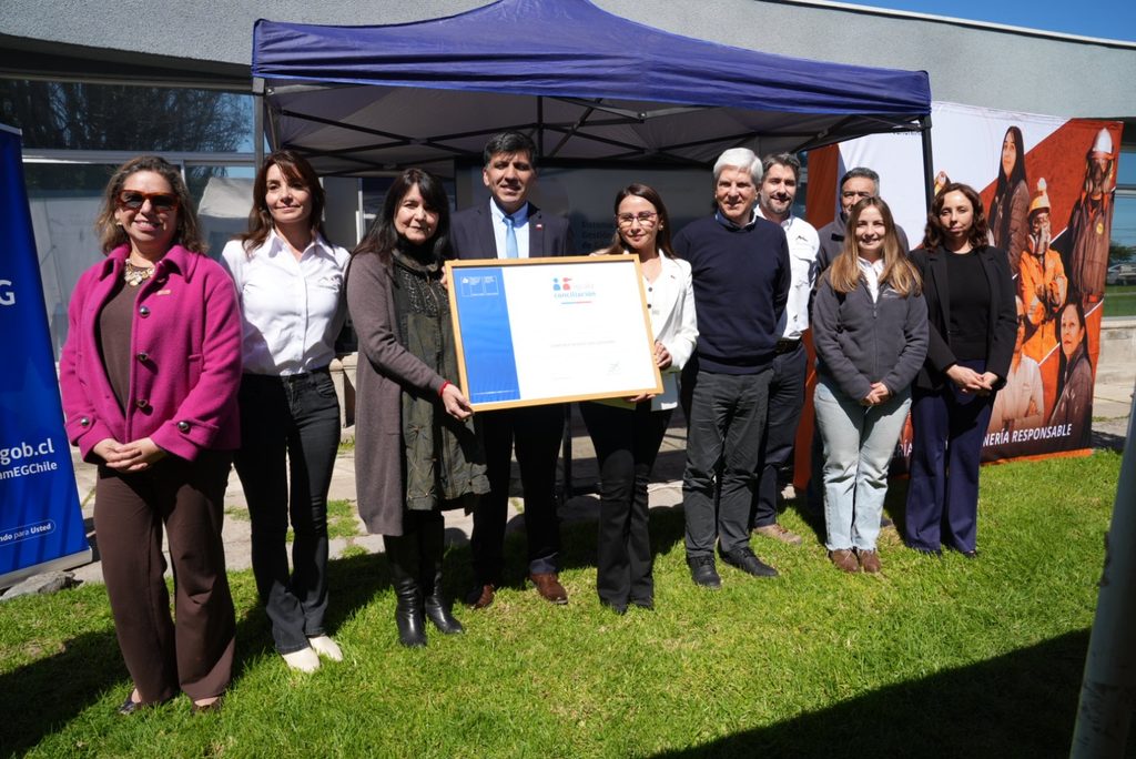 Ceremonia de entrega del Sello Iguala-Conciliación a representantes de Minera San Gerónimo en Coquimbo