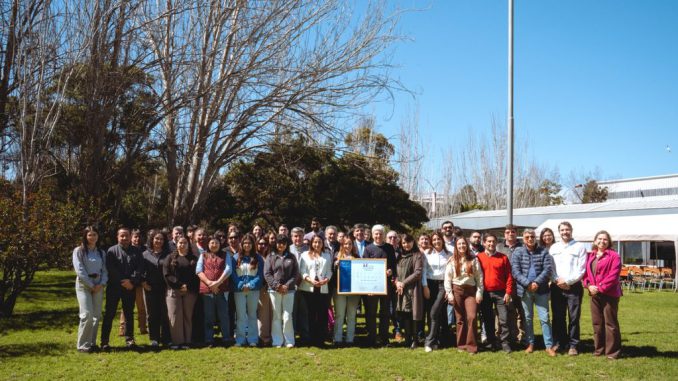 Ceremonia de entrega del Sello Iguala-Conciliación a representantes de Minera San Gerónimo en Coquimbo