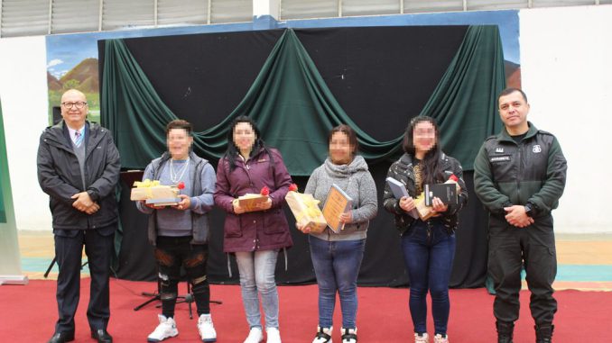 Ceremonia de premiación de concurso literario para mujeres en Complejo Penitenciario La Serena