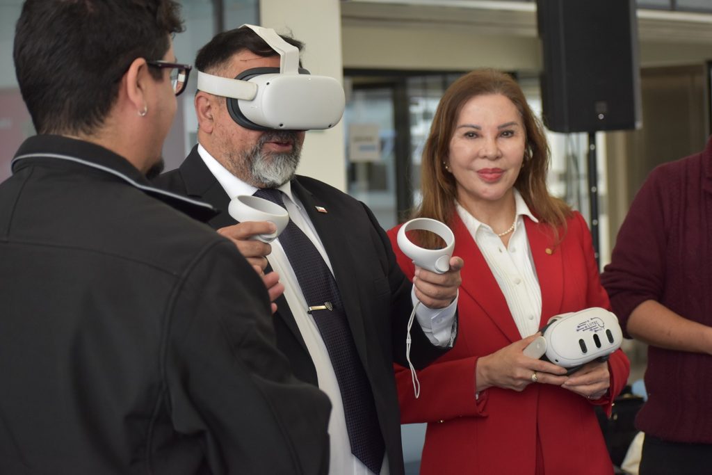 Estudiantes y familias disfrutando del Festival de Ciencia y Tecnología en La Serena 2026.