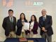 Autoridades de AIEP La Serena y el Servicio de Reinserción Social Juvenil durante la firma de un convenio de colaboración.