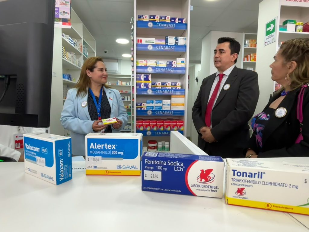 Locales de Farmacias Ahumada adheridos a la Ley Cenabast en la Región de Coquimbo para ofrecer medicamentos más baratos