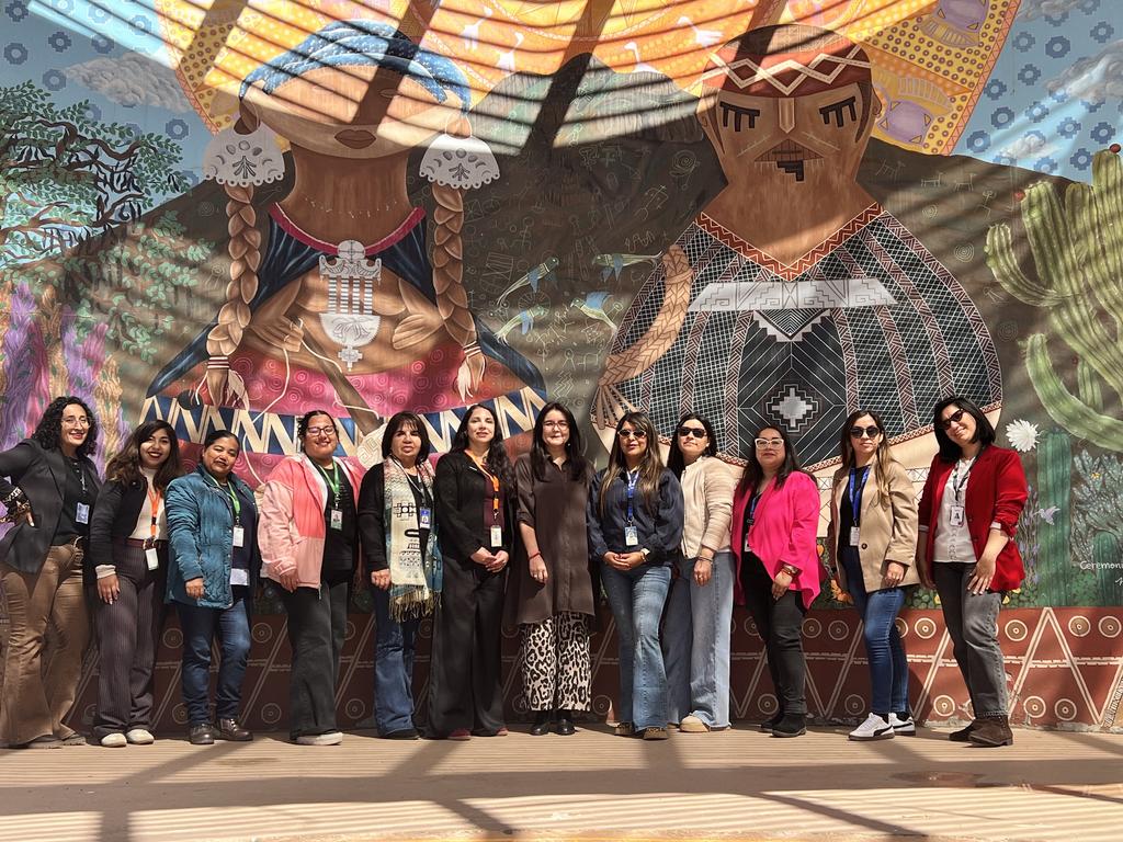 Participantes del Programa Mujeres Jefas de Hogar reunidas en el encuentro provincial en Monte Patria