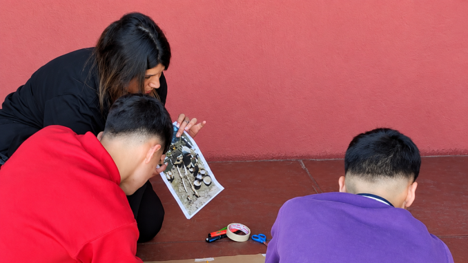 Jóvenes participantes en el taller de arqueología del Museo del Limarí en Coquimbo