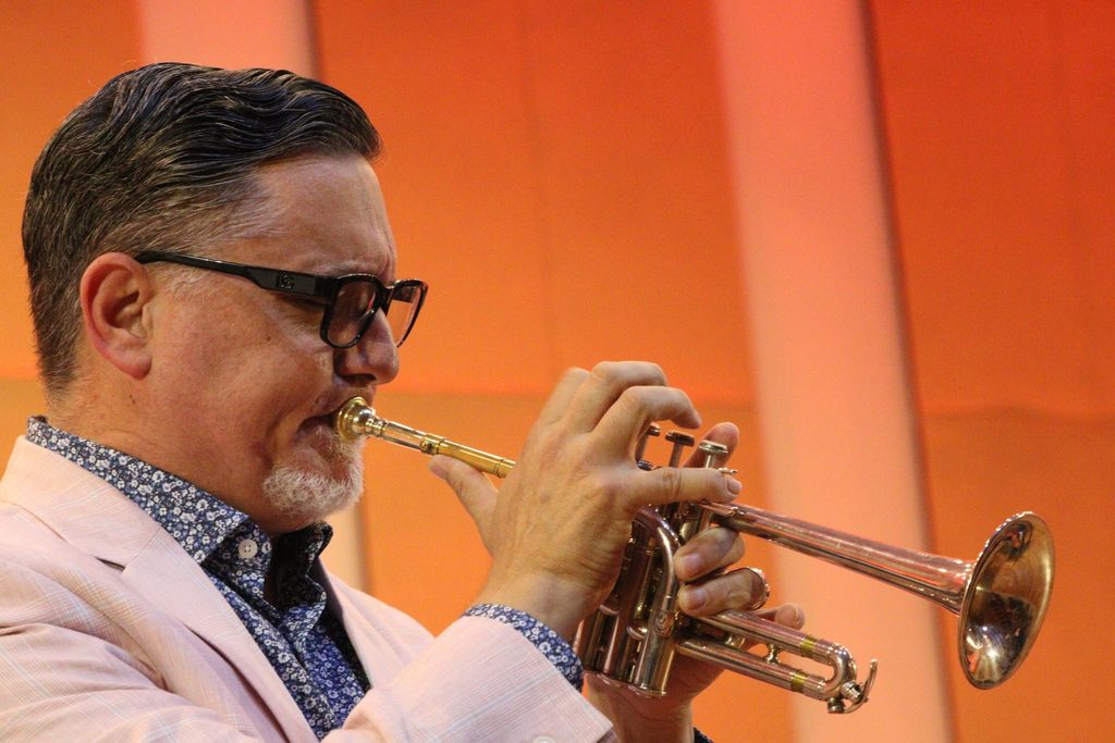 Orquesta Sinfonica Universidad de La Serena en concierto celebrando el Dia de la Musica Chilena