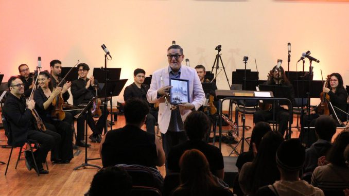 Orquesta Sinfonica Universidad de La Serena en concierto celebrando el Dia de la Musica Chilena