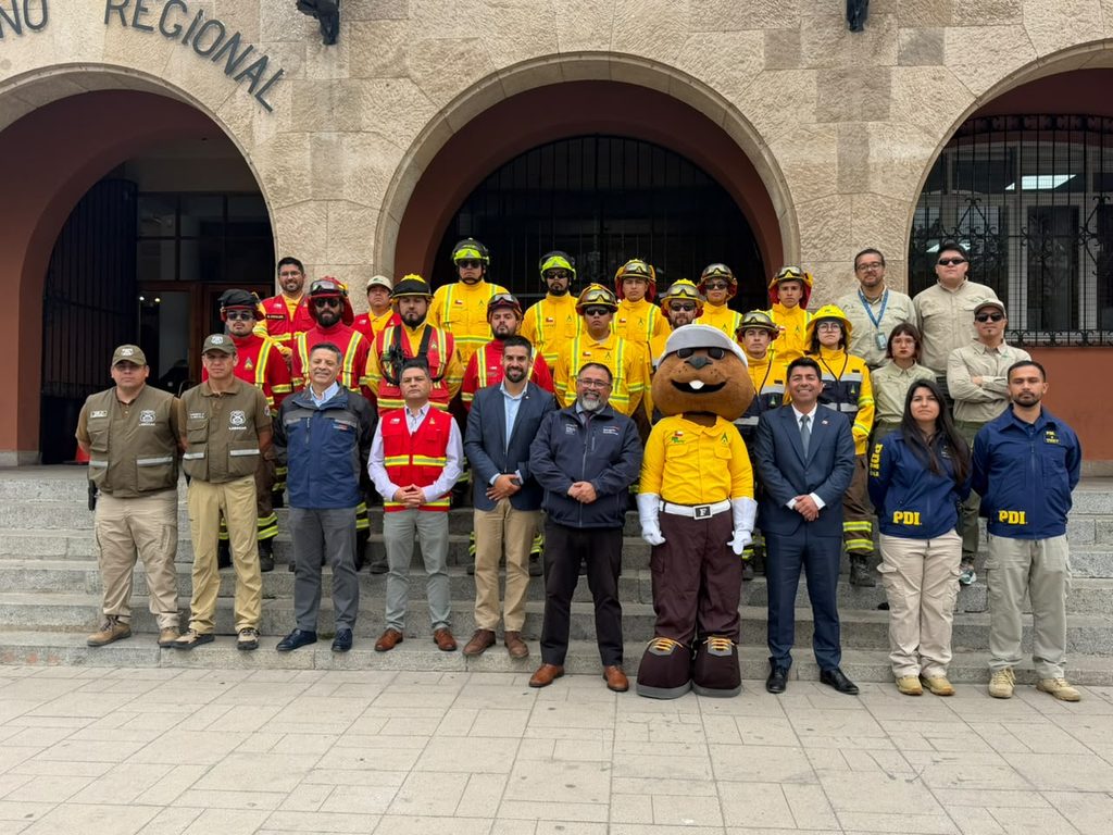 Despliegue de brigadas y recursos para el combate de incendios forestales en la Región de Coquimbo.